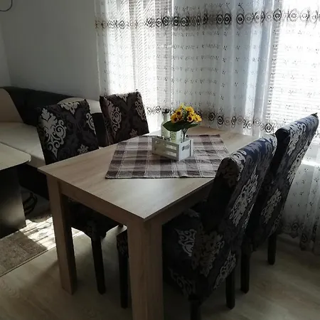 Апартамент Таня Apartment Ravda